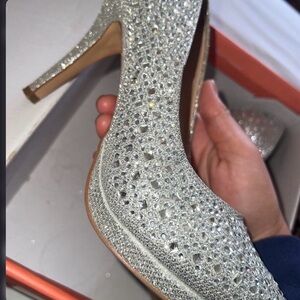 Silver Crystal Embellished Women’s High Heel Pump